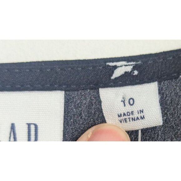 NEW - GAP Bell Sleeve Jumpsuit Black White Star Print Women's Size 10 - Picture 8 of 10